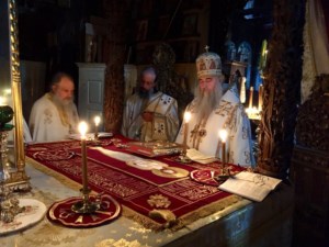 Божественная литургия в Афонском болгарском монастыре Зограф