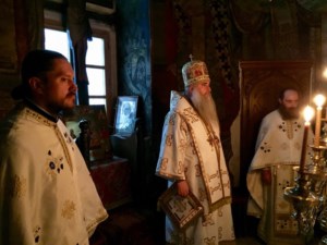 Божественная литургия в Афонском болгарском монастыре Зограф