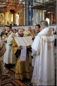 Божественная литургия в Благовещенском кафедральном соборе г. Воронежа