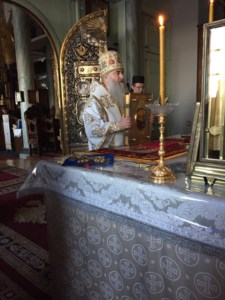 Митрополит Лонгин совершил Литургию в русском на Афоне Пантелеимоновом монастыре