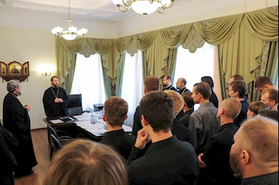 Митрополит Игнатий возглавил работу приемной комиссии в Саратовской духовной семинарии