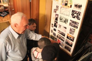Участники Открытого кубка по кикбоксингу клуба «Патриот» познакомились с ветеранами Великой Отечественной войны
