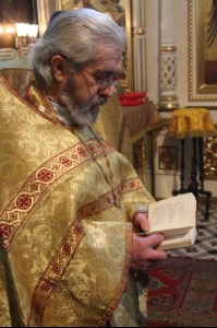 Божественная литургия в Духосошественском кафедральном соборе г. Саратова
