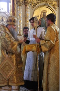 Божественная литургия в Духосошественском кафедральном соборе г. Саратова