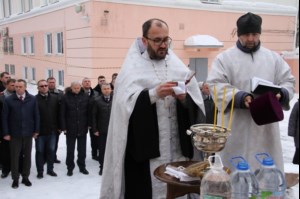 В областном ГУВД совершен чин Великого освящения воды