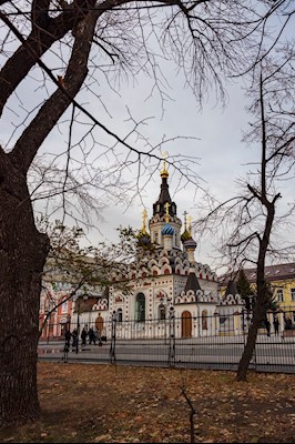 Епископ Симон совершил всенощное бдение в храме в честь иконы Божией Матери «Утоли моя печали» г. Саратова