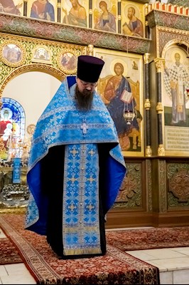 Епископ Симон совершил всенощное бдение в храме в честь иконы Божией Матери «Утоли моя печали» г. Саратова