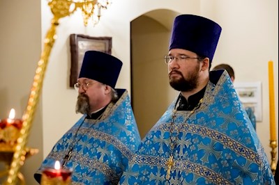 Епископ Симон совершил всенощное бдение в храме в честь иконы Божией Матери «Утоли моя печали» г. Саратова
