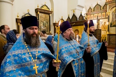 Епископ Симон совершил всенощное бдение в храме в честь иконы Божией Матери «Утоли моя печали» г. Саратова