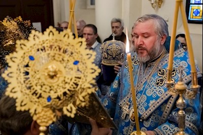 Епископ Симон совершил всенощное бдение в храме в честь иконы Божией Матери «Утоли моя печали» г. Саратова