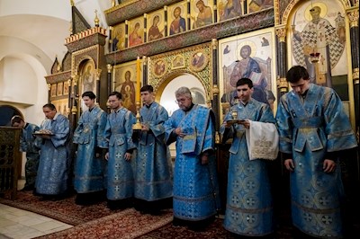 Епископ Симон совершил всенощное бдение в храме в честь иконы Божией Матери «Утоли моя печали» г. Саратова