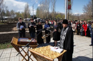 Совершена панихида по погибшим ликвидаторам Чернобыльской аварии