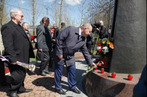 Совершена панихида по погибшим ликвидаторам Чернобыльской аварии
