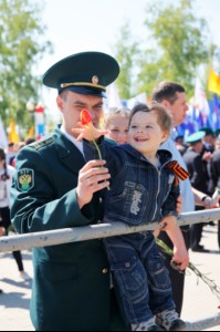 Митрополит Лонгин принял участие в торжественных мероприятиях в парке Победы на Соколовой горе