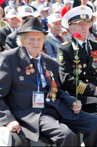 Митрополит Лонгин принял участие в торжественных мероприятиях в парке Победы на Соколовой горе
