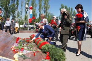Митрополит Лонгин принял участие в торжественных мероприятиях в парке Победы на Соколовой горе