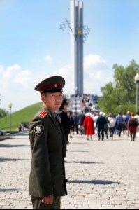 Митрополит Лонгин принял участие в торжественных мероприятиях в парке Победы на Соколовой горе