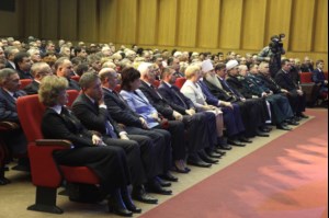 Митрополит Лонгин принял участие в торжественном мероприятии ко Дню Конституции
