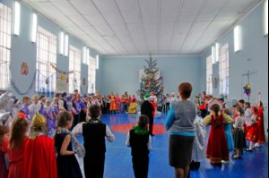 В Свято-Покровской православной гимназии Саратова прошли Рождественские праздники