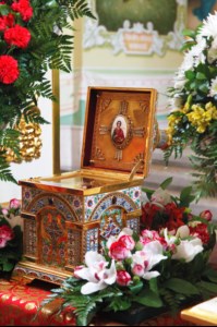 В Саратов доставлены мощи святого великомученика и целителя Пантелеимона