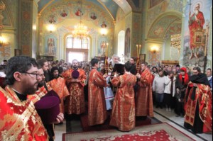 В Саратов доставлены мощи святого великомученика и целителя Пантелеимона
