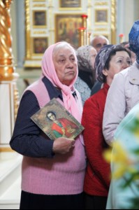 В Саратов доставлены мощи святого великомученика и целителя Пантелеимона