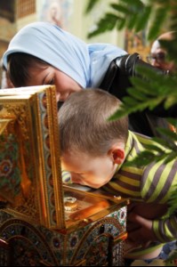 В Саратов доставлены мощи святого великомученика и целителя Пантелеимона