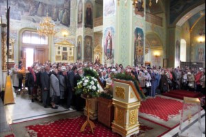 В Саратов доставлены мощи святого великомученика и целителя Пантелеимона