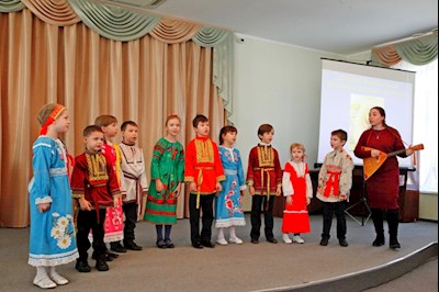 В Саратове прошел епархиальный фестиваль детского творчества «Поделись радостью с другом»
