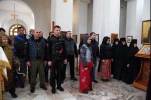 Свято-Алексиевский женский монастырь Саратова посетили участники пробега «Православная Волга»