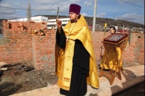 В Смирновском ущелье совершен чин основания храма Космы и Дамиана