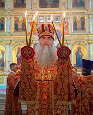 Божественная литургия в храме Сошествия Святого Духа г. Саратова
