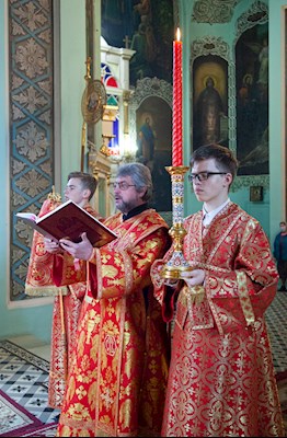 Божественная литургия в храме Сошествия Святого Духа г. Саратова