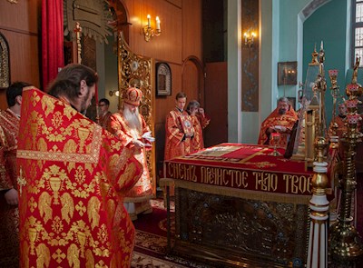 Божественная литургия в храме Сошествия Святого Духа г. Саратова