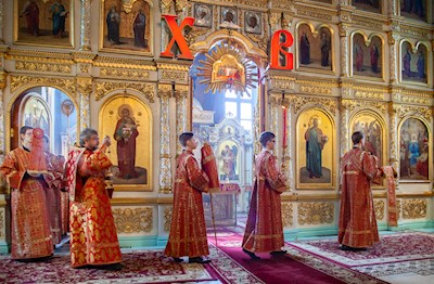 Божественная литургия в храме Сошествия Святого Духа г. Саратова