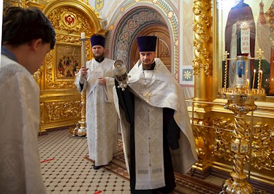 Всенощное бдение в Свято-Троицком кафедральном соборе г. Саратова