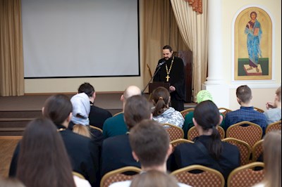 Состоялось собрание молодежных работников и православной молодежи Саратовской