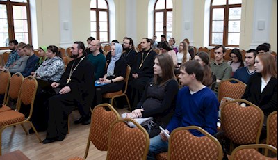 Состоялось собрание молодежных работников и православной молодежи Саратовской