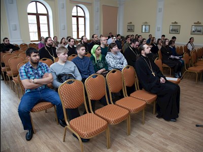 Состоялось собрание молодежных работников и православной молодежи Саратовской