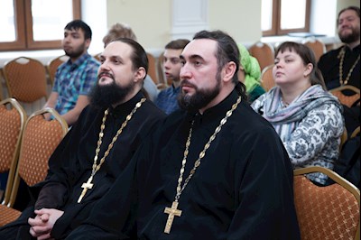 Состоялось собрание молодежных работников и православной молодежи Саратовской