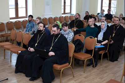 Состоялось собрание молодежных работников и православной молодежи Саратовской