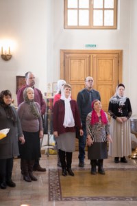 Совершена Пасхальная литургия с сурдопереводом