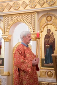 Совершена Пасхальная литургия с сурдопереводом
