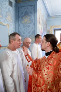 В Свято-Троицком соборе совершена Крещальная литургия