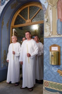 В Свято-Троицком соборе совершена Крещальная литургия
