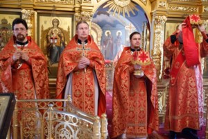 В Свято-Троицком соборе совершена Крещальная литургия