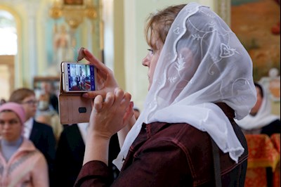 Митрополит Игнатий совершил всенощное бдение в Покровском храме Саратова
