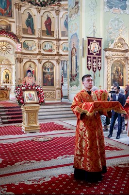 Архиереи Саратовской митрополии соборно совершили Литургию