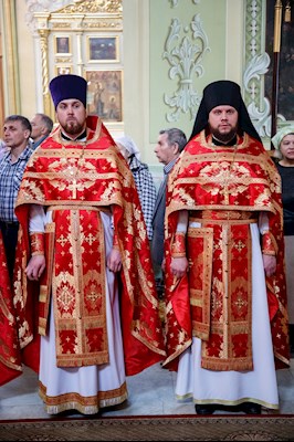 Архиереи Саратовской митрополии соборно совершили Литургию