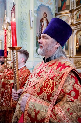 Архиереи Саратовской митрополии соборно совершили Литургию